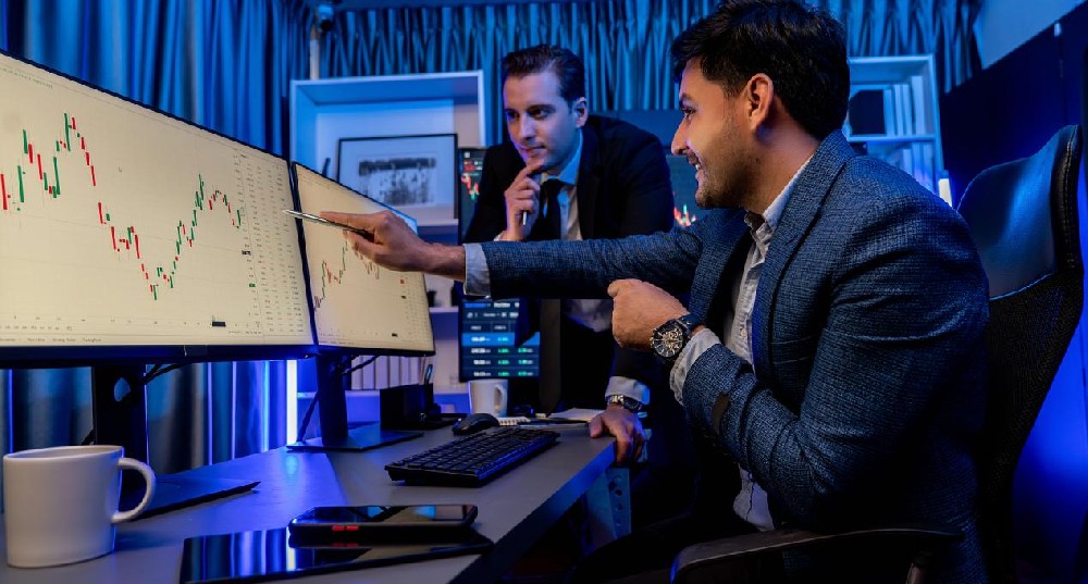 如何利用交易平台跟单交易功能获得收益?