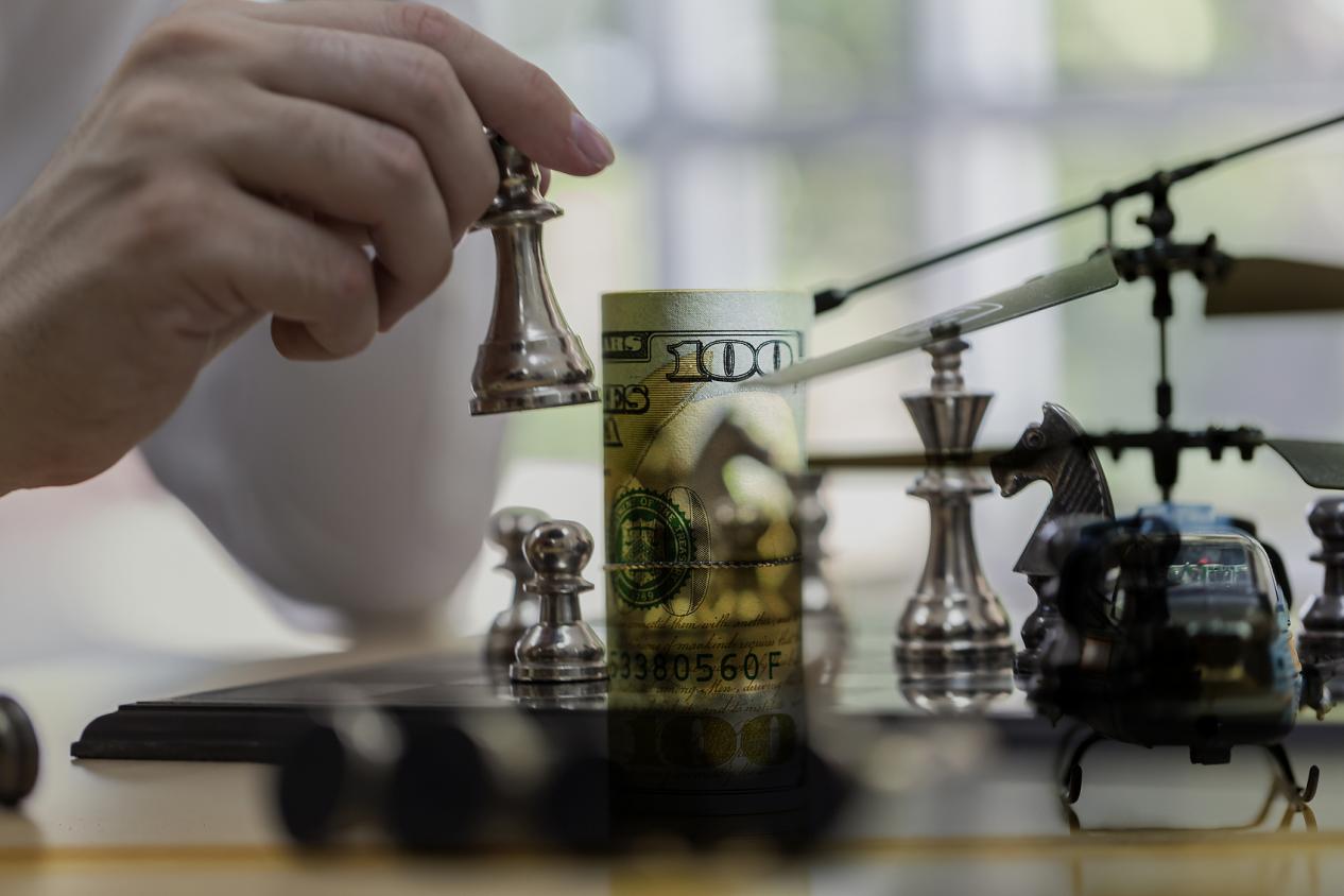 杠杆交易的风险本质与资本脆弱性