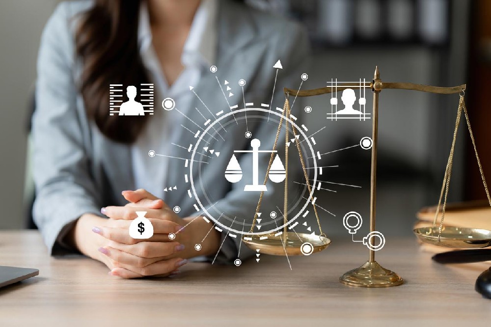 资金安全与交易模式：透明不在承诺，而在结构