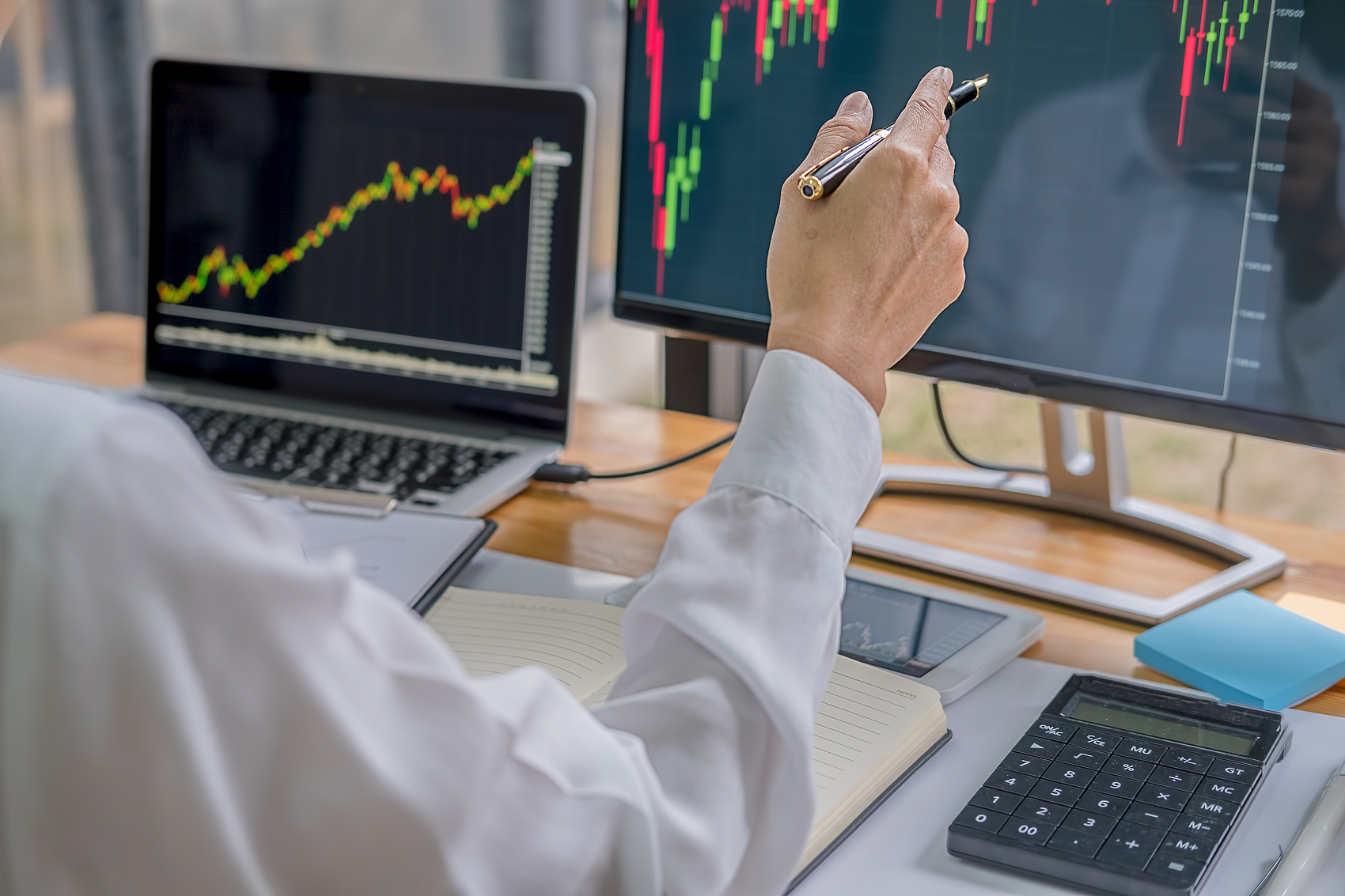 不懂K线也能交易？WMAX带你揭开CFD跟单的神秘面纱